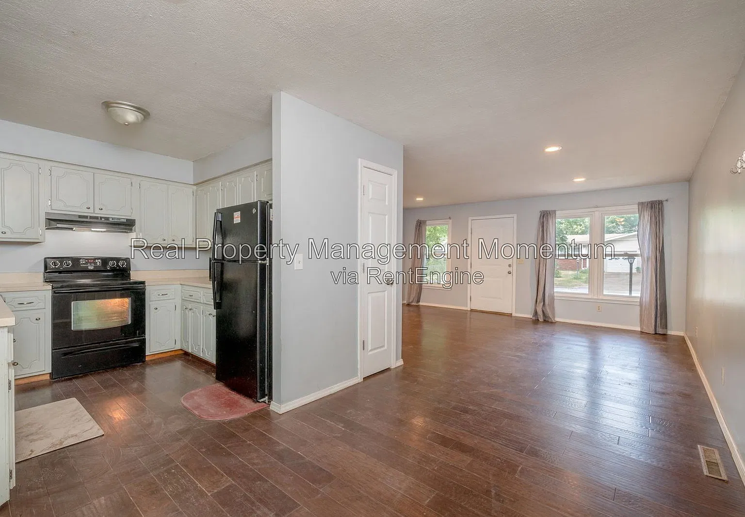 2 bed, 1.0 bath, 1000 sqft, $1,160 — Photo 3