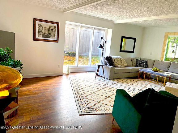 5th image of 1315 Fairoaks Ct
