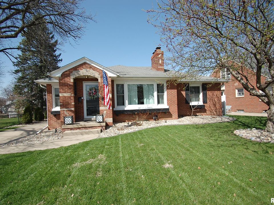 1st image of 1001 W Stratford Dr