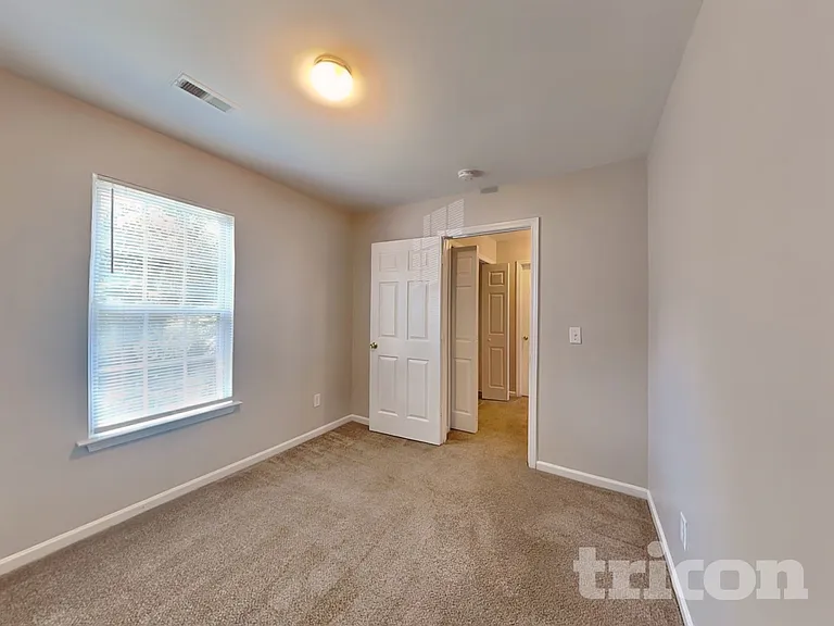 120 Honeywood Ave — Photo 14