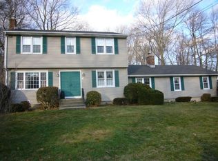 67 Nolan Rd, Hamden, CT 06518