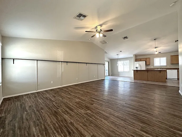 11820 W Banff Ln — Photo 4