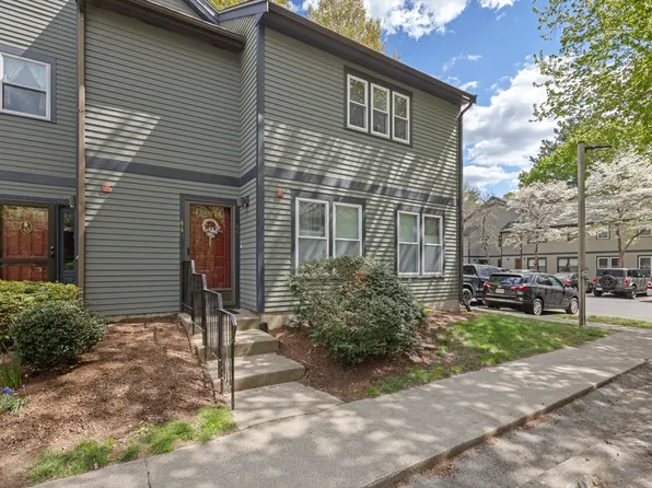110 Dean St Unit 44, Taunton, MA 02780