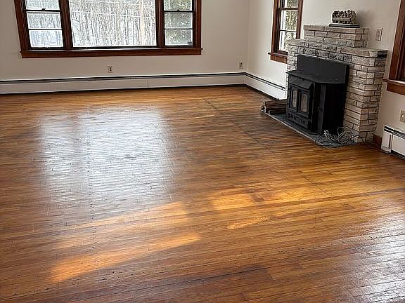 3rd image of 10183 Raystown Rd