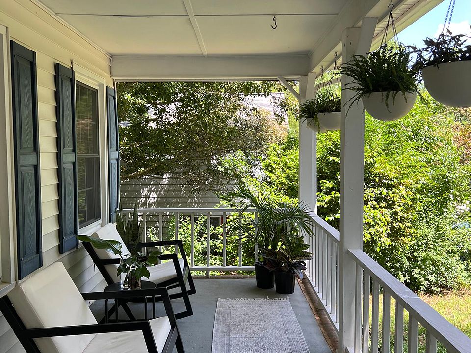 2nd image of 8016 Foxwood Dr