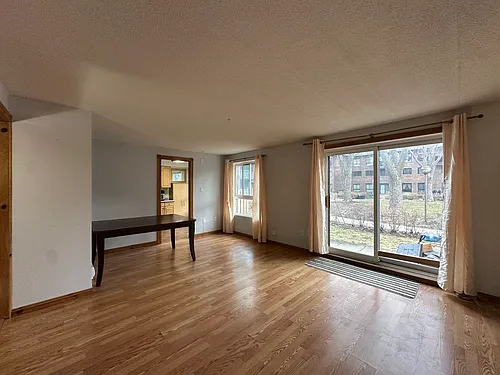 43 Taunton Rd E #39 Photo 1