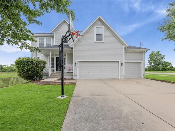 29417 W 186th St, Gardner, KS 66030
