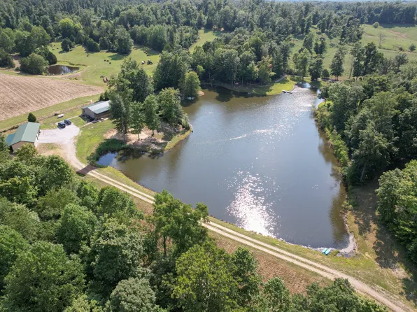 2371 E County Road 25 N, Brownstown, IN 47220