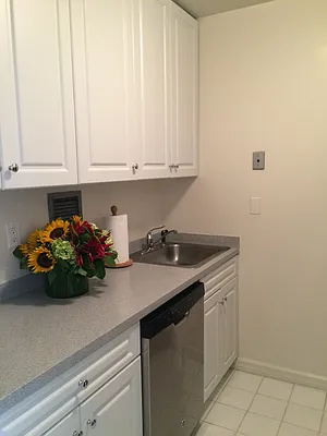 Rented by Jack Resnick & Sons | media 35