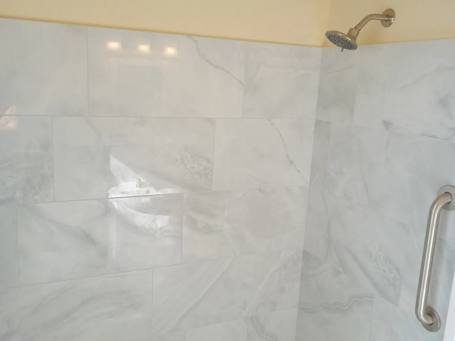 2 bed, 728 sqft, $1,320 — Photo 3