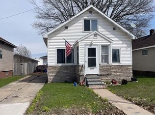 719 E Easterday Ave, Sault Sainte Marie, MI 49783