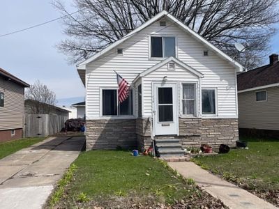 719 E Easterday Ave, Sault Sainte Marie, MI, 49783