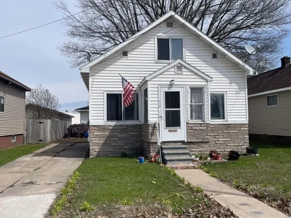 719 E Easterday Ave, Sault Sainte Marie, MI 49783