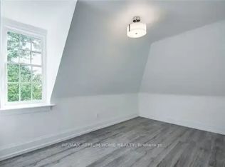 128 Mount Pleasant Rd #3, Toronto, ON M4W2S4