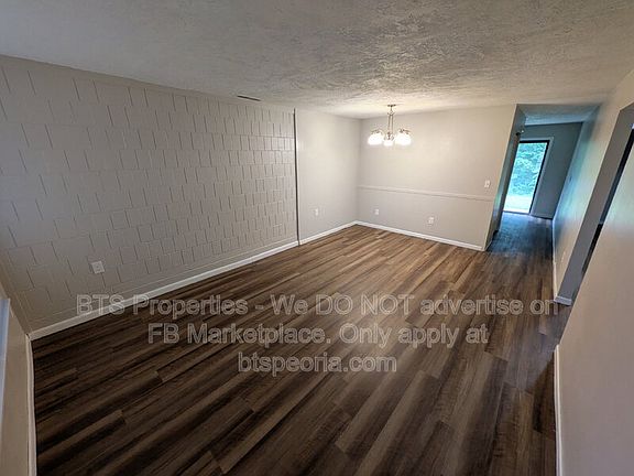 3rd image of 3426 W Dorchester Rdg
