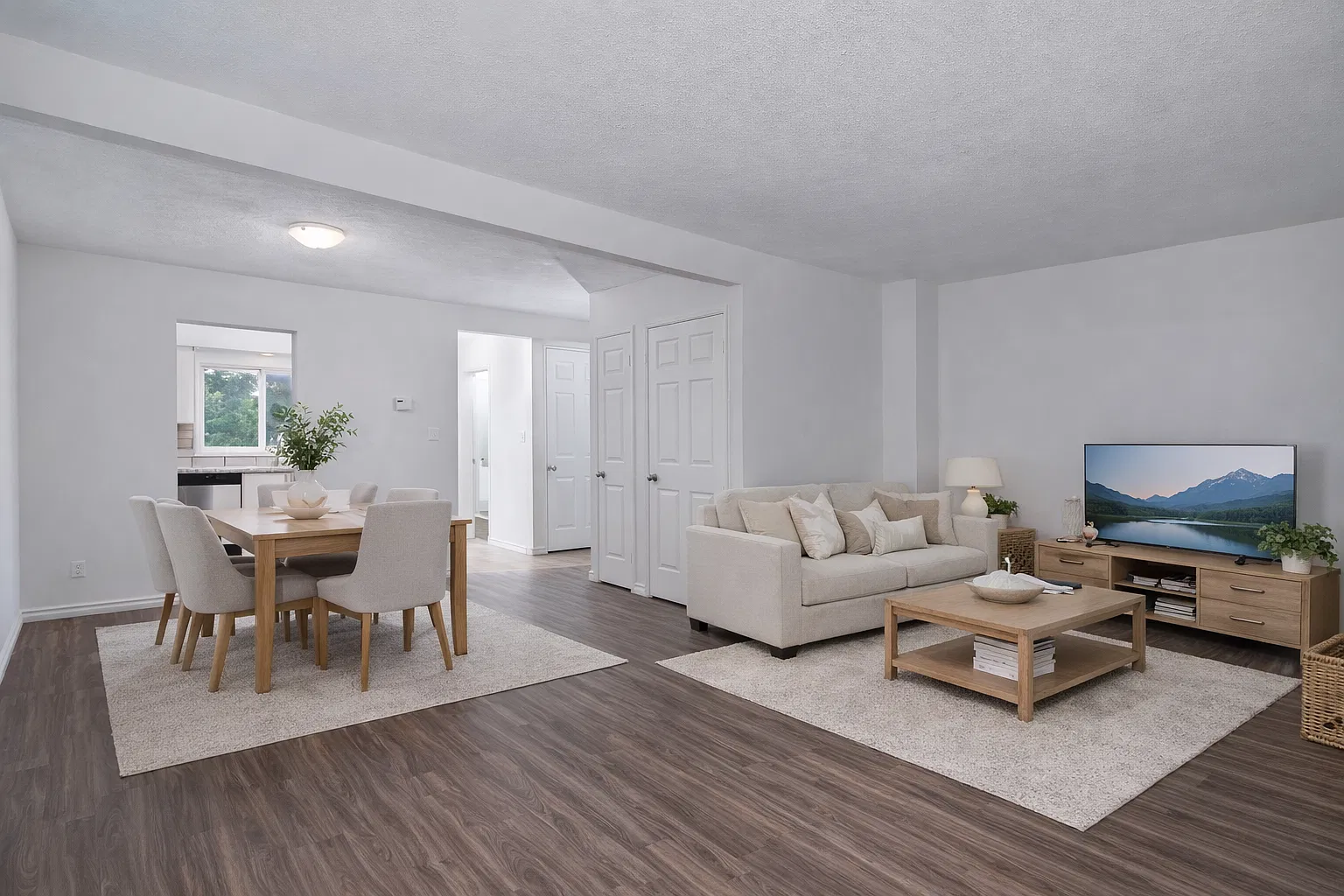 Stoneglen Townhouses — Photo 4