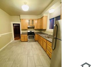 664 30th St, Oakland, CA 94609