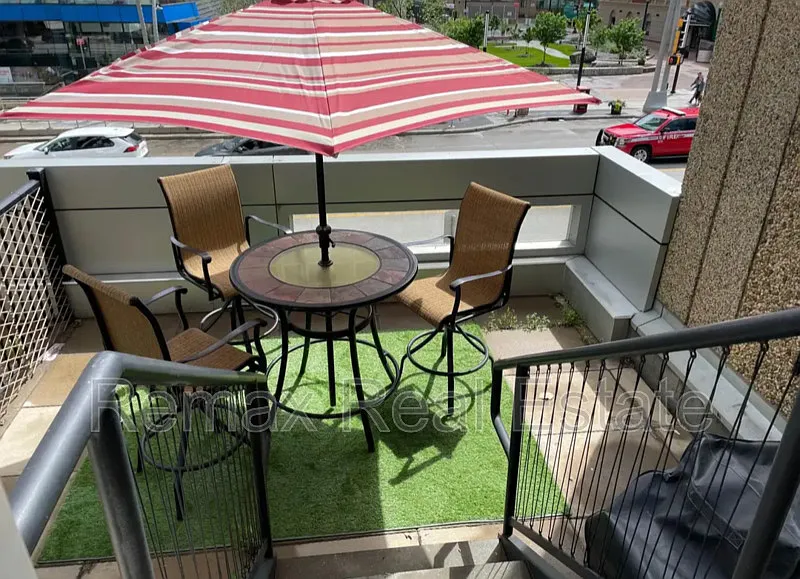2 bed, 2.0 bath, $2,600 — Photo 4