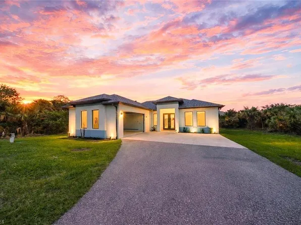 808 37th AVE NW, NAPLES, FL 34120