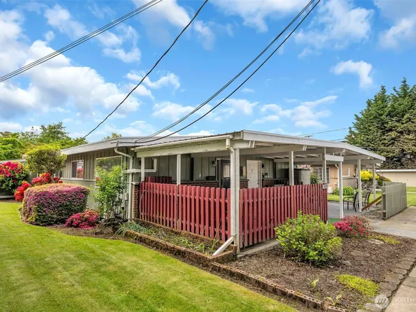 348 7th Place SE Unit 1, Puyallup, WA 98372
