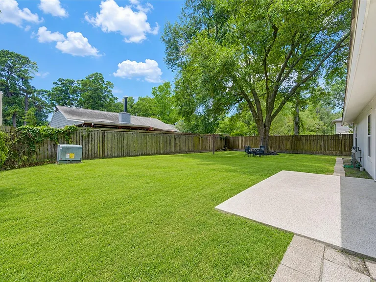 2114 River Village Dr — Photo 39