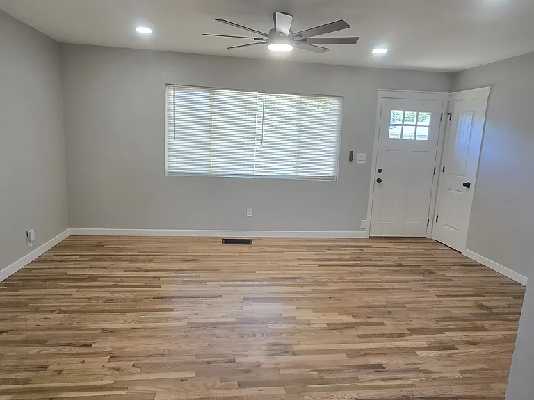 1304 Rockwood Ave — Photo 6