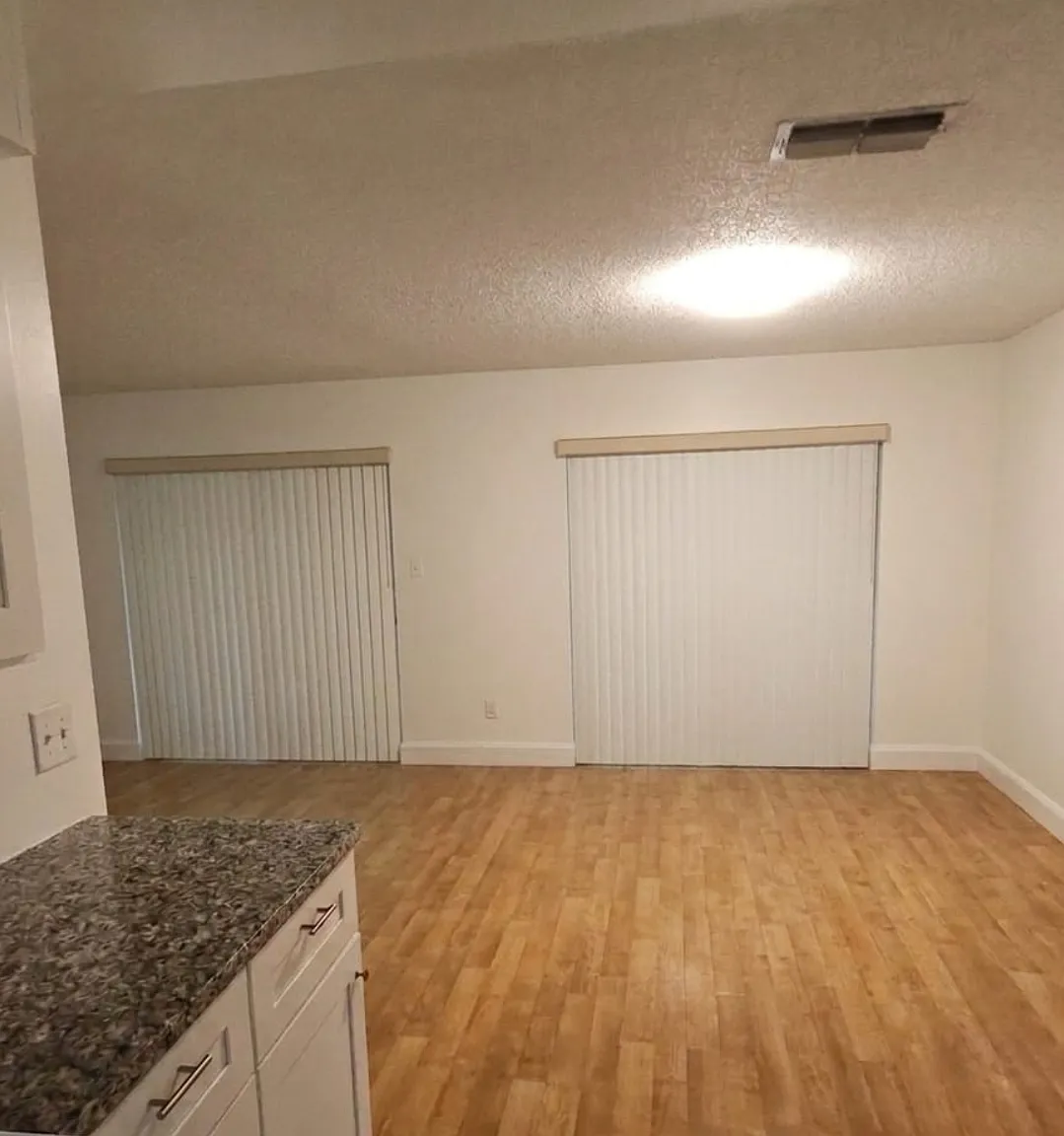 2 bed, 1266 sqft, $2,000 — Photo 4