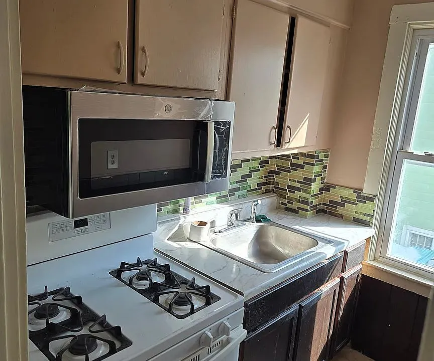 34 Independent St #2
