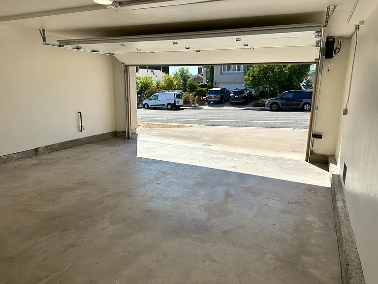13103 Sundance Ave — Photo 55