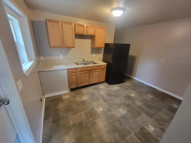 1124 Sheridan Ave #1 — Photo 4