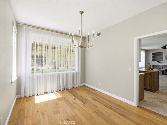 4th image of 26085 Salinger Ln