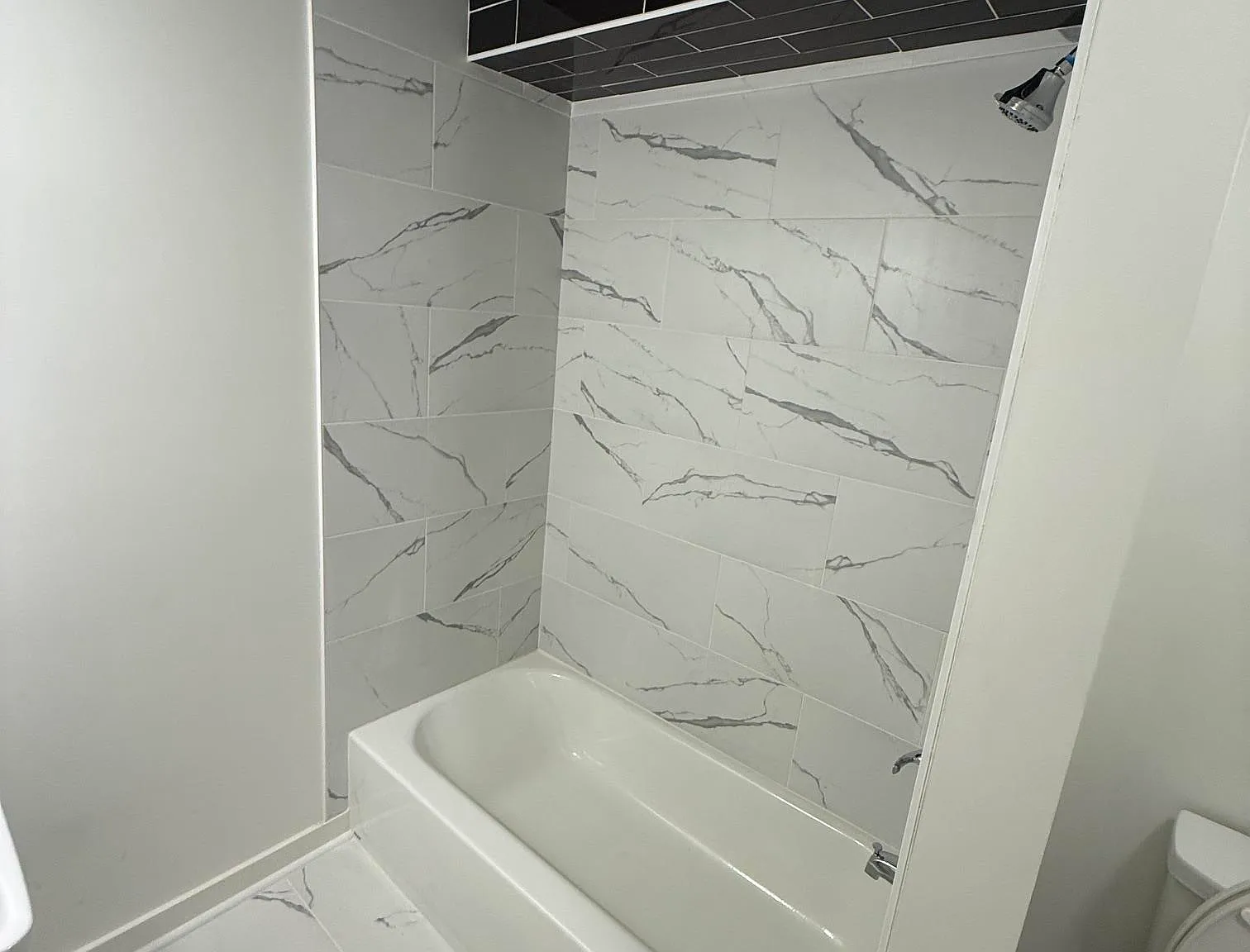 1 bed, 1.0 bath, $900 — Photo 2