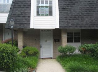 5200 Chemin De Vie, Sandy Springs, GA 30342
