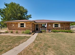 3524 Sauls Rd, Aubrey, TX 76227