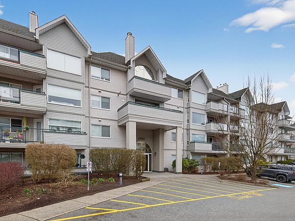 3rd image of 33708 King Rd #107