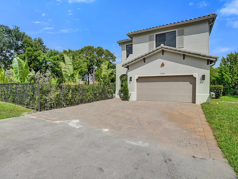 13145 Addilyn Ct — Photo 14
