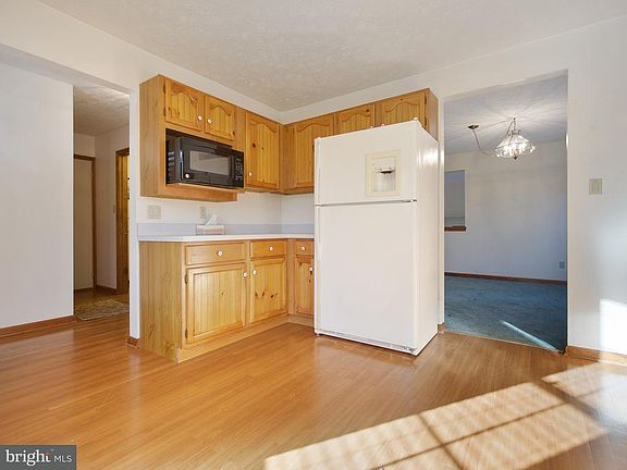 3rd image of 44334 Ivy Stone Ln