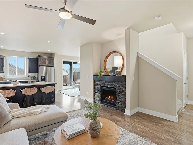 63148 NE Hadley Pl — Photo 9