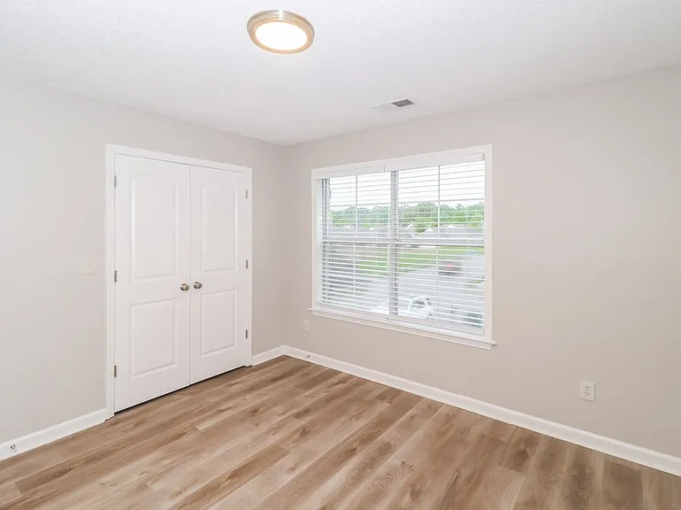 1140 Casentino St — Photo 14