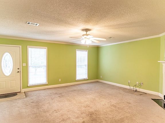 2nd image of 125 Leighton Dr