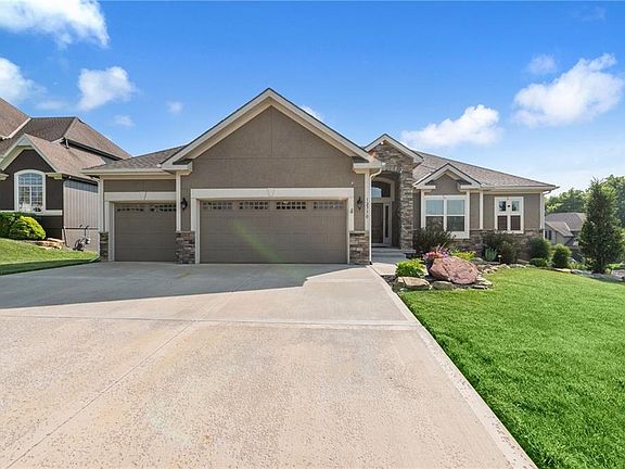 2nd image of 12770 N Arbor Way