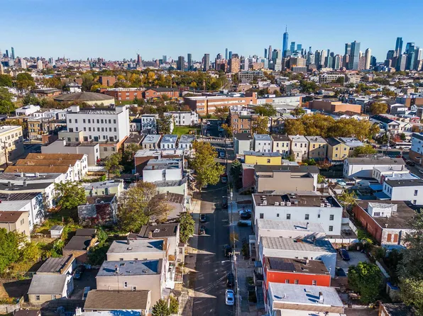 46 Spruce Street image 27 of 28