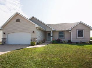 1519 E 6th St, Coal Valley, IL