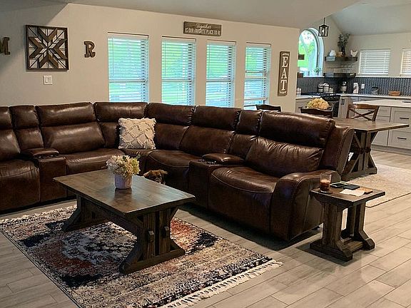 4th image of 7170 Sterling Dr