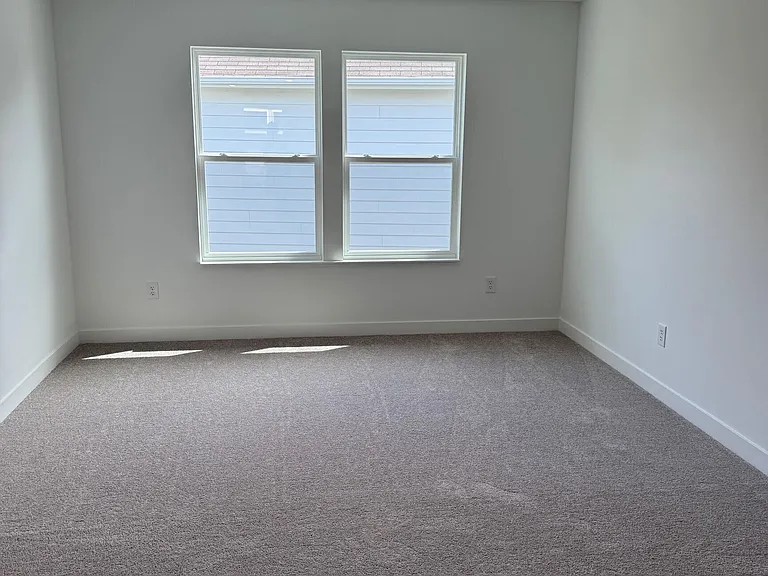 1059 Marston Ln — Photo 16