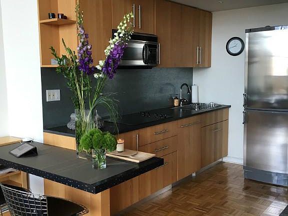 3rd image of 111 4th Ave APT 11G