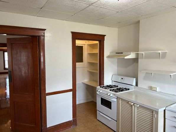 62-64 W 15th St #2W
