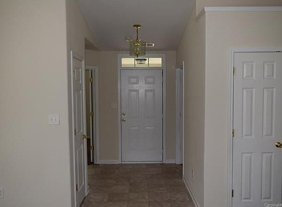 5th image of 209 Brookstone Dr