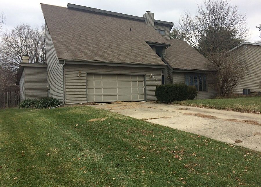 2nd image of 640 Country Manor Dr