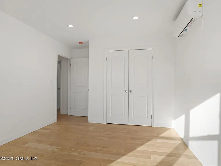 37 Edgewood Ave #B — Photo 12